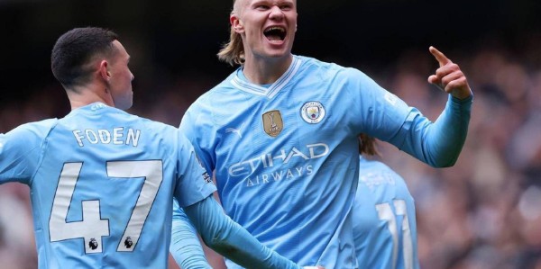 曼城2比0布伦特福德，轮换阵容赢球更轻松，谢尔基世界波够关键